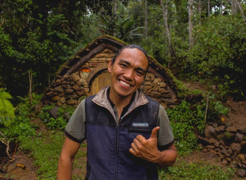 Life-Size Hobbit Houses in Philippines are Straight Out of Lord of The Rings