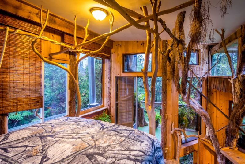 Volcano Treehouse by Skye in Hawaii can be Rented for $351