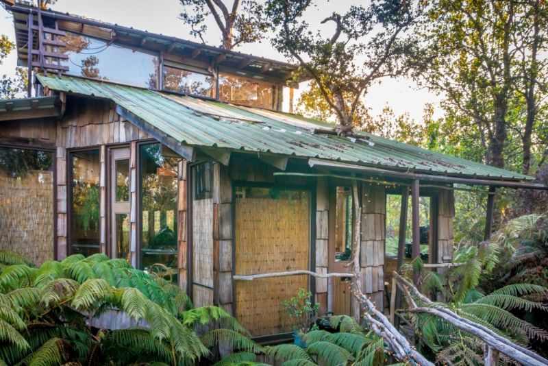 Volcano Treehouse by Skye in Hawaii can be Rented for $351 