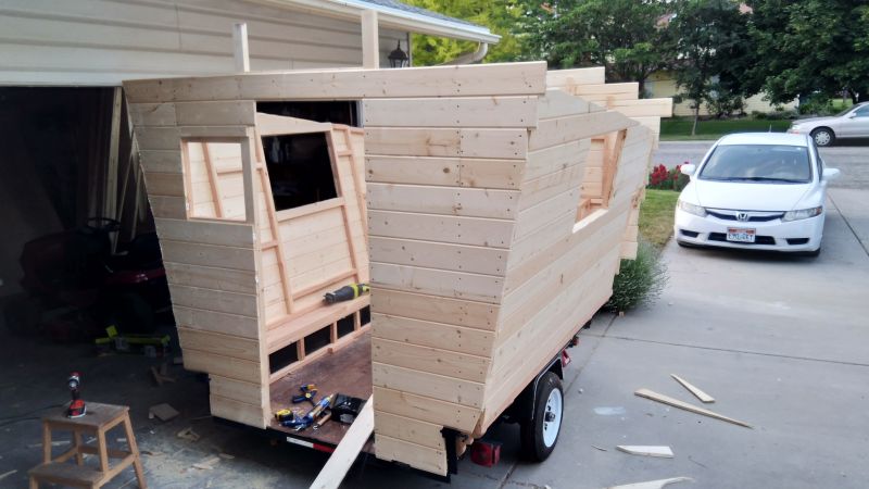 Woman Builds Gypsy Wagon on Her Own