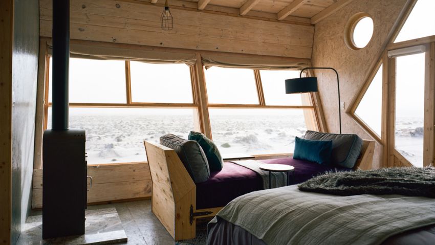 shipwreck lodge on skeleton coast