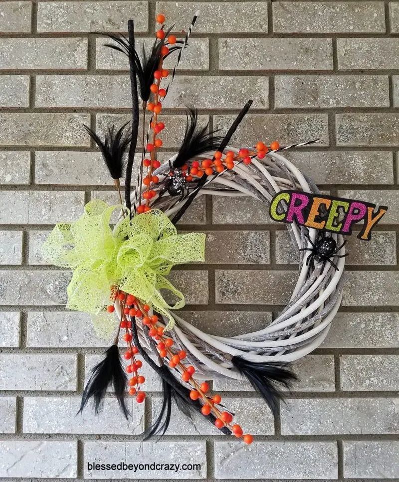 Easy DIY Halloween Wreath