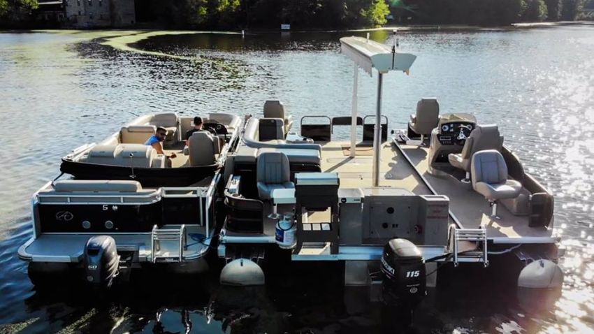 2x Marine Pontoon