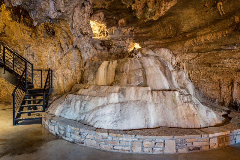 This Cave House in Arkansas can be Rented for $1,600 Per Night 