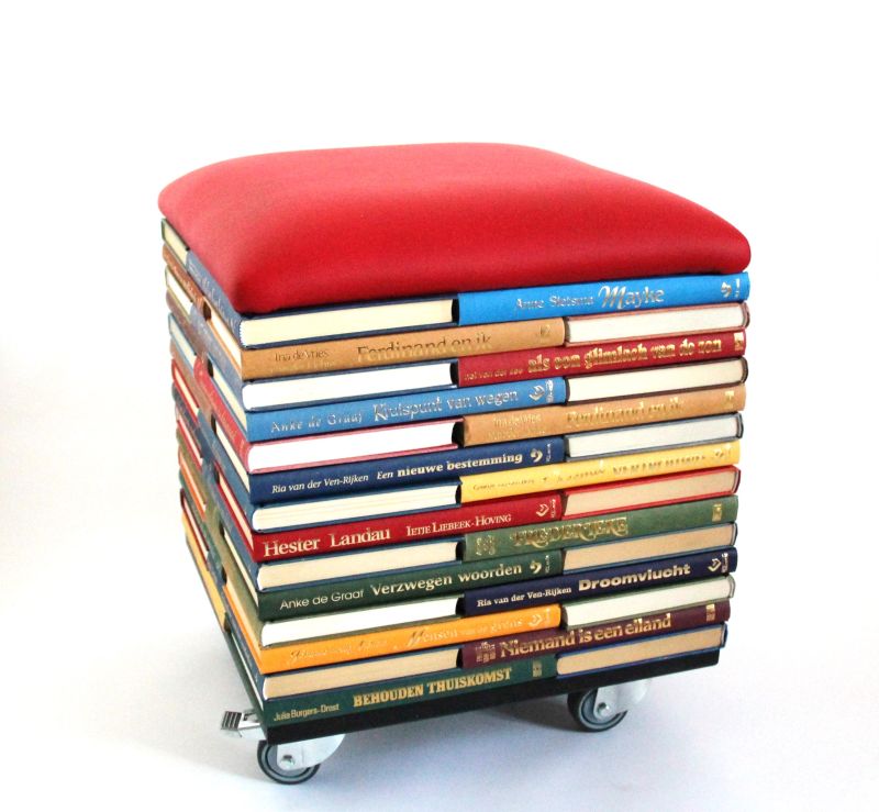 Bookpouf by Sledgecorner Lets You Sit on Books 