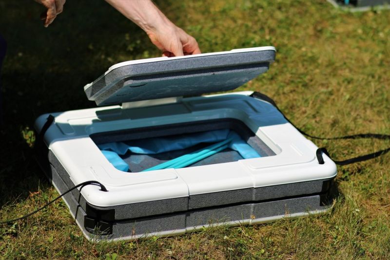 Felik Yuma 60L Cooler Keeps Food Fresh Without Electricity and Ice