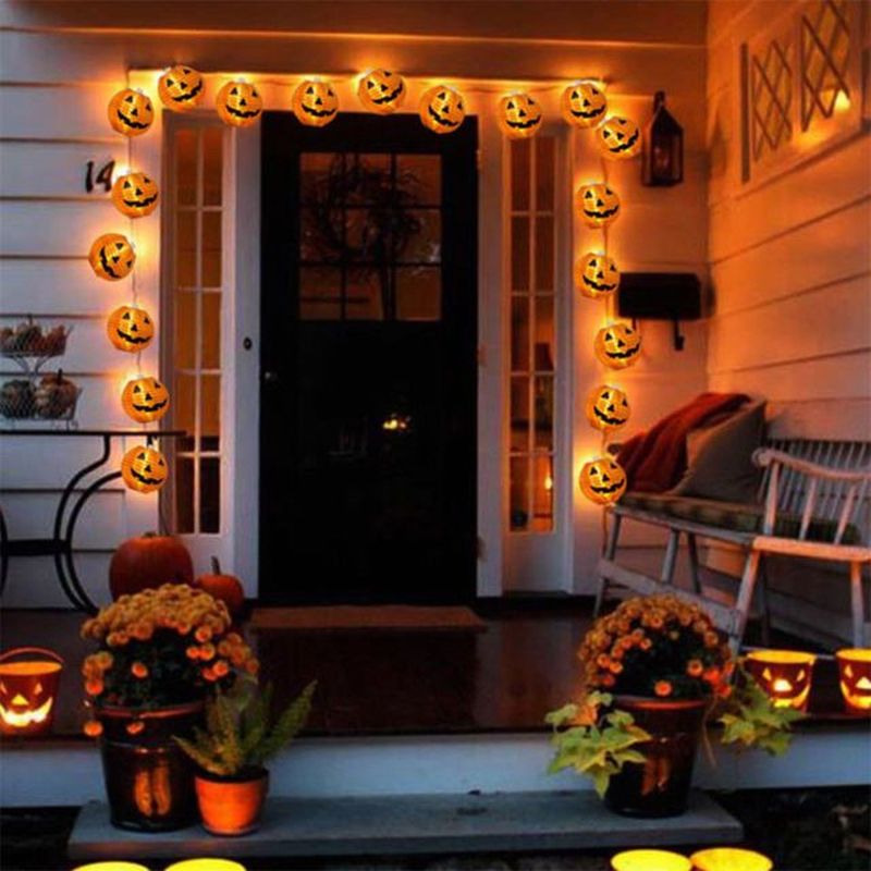 Halloween front door light decoration ideas_1