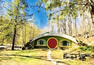 Hobbit Hollow - Passive Hobbit House in New York by Jim Costigan