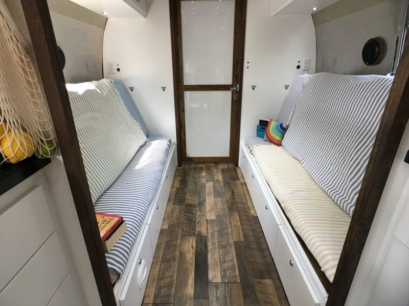 This Renovated Airstream Trailer Houses a Family of Six_29