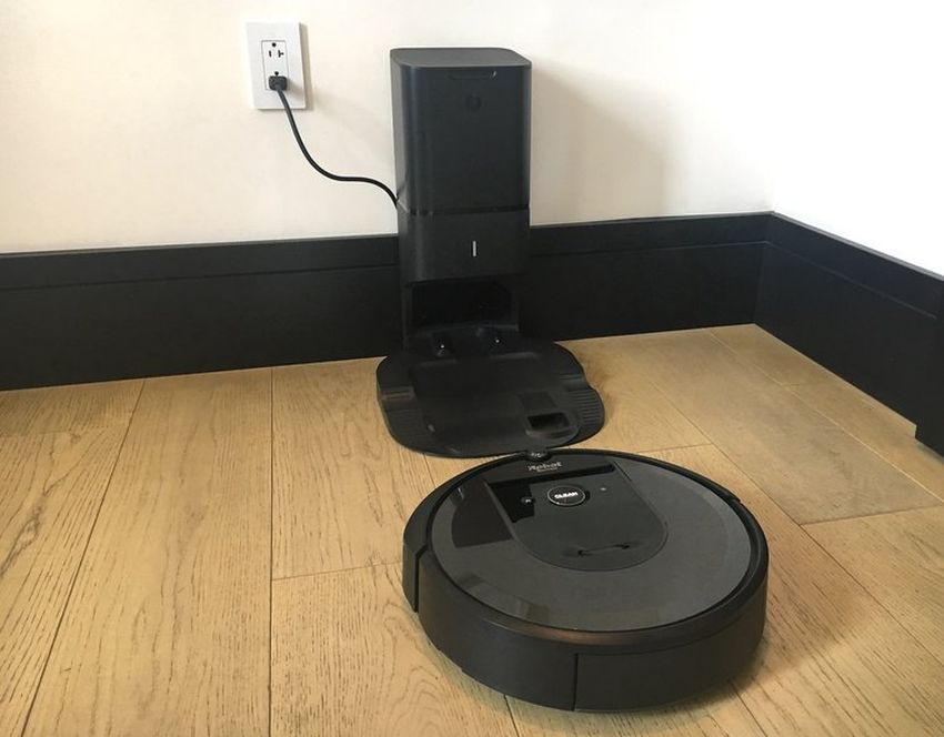 iRobot Roomba i7+