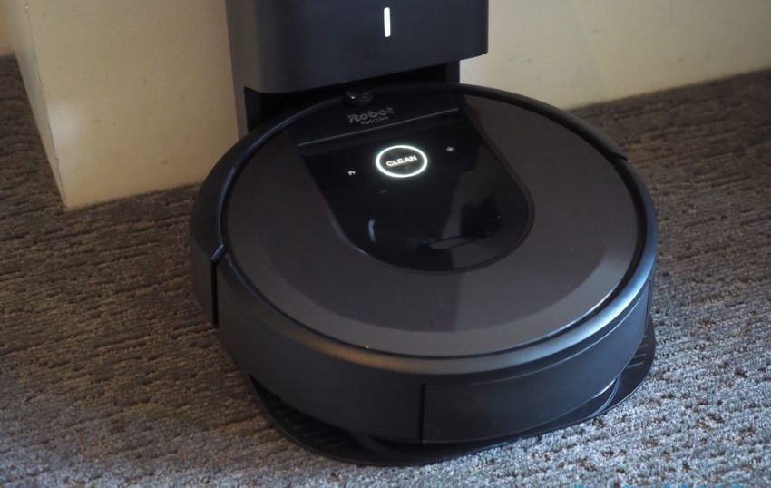 iRobot Roomba i7+