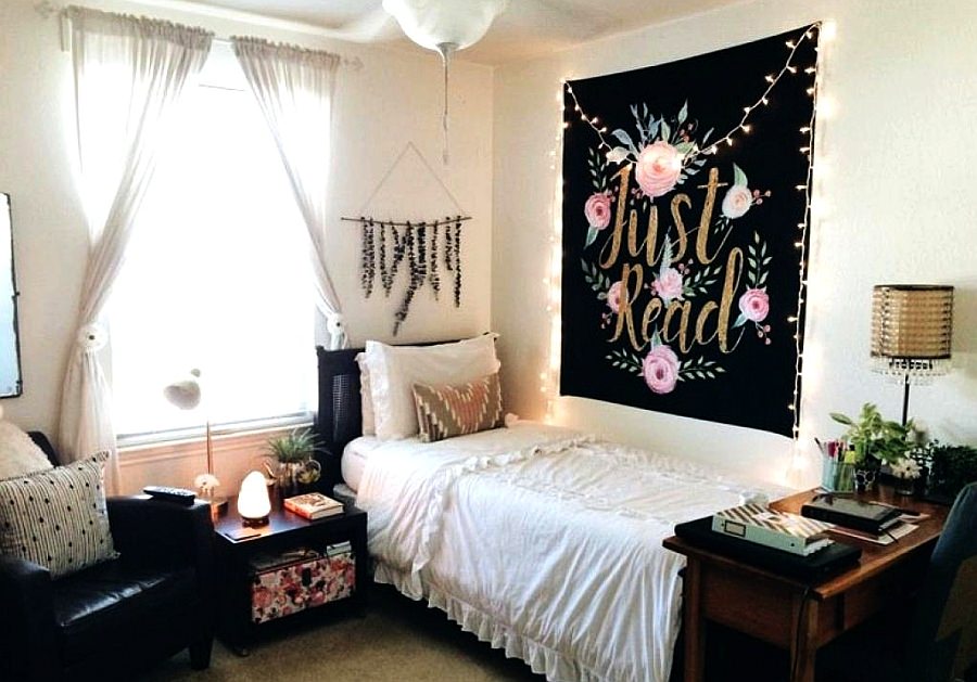 tapestry bedroom