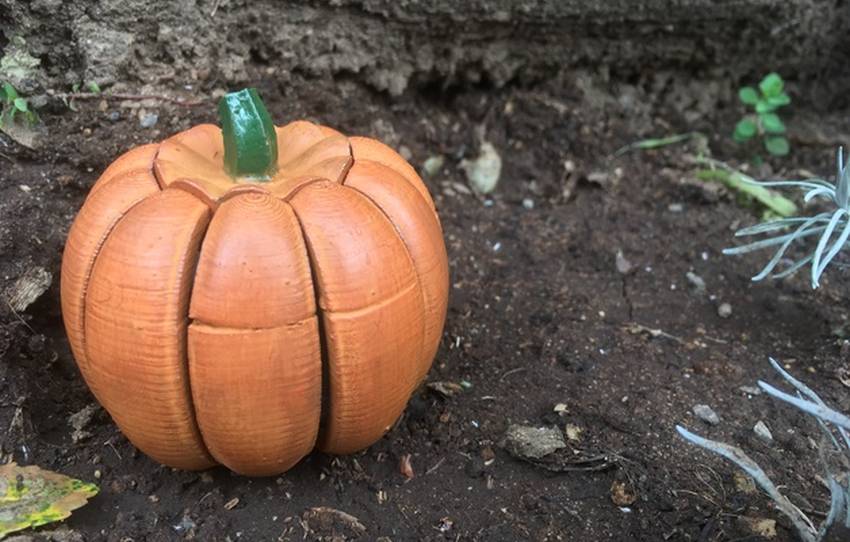 3D printed Halloween Pumpkin Spider Transformer-2