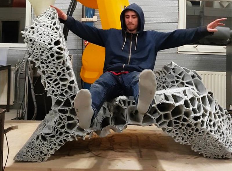 Delft University of Technology 3D printed chaise lounge - Chair Design