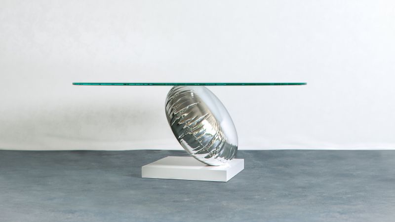 Duffy London’s New Balance Balloon Table