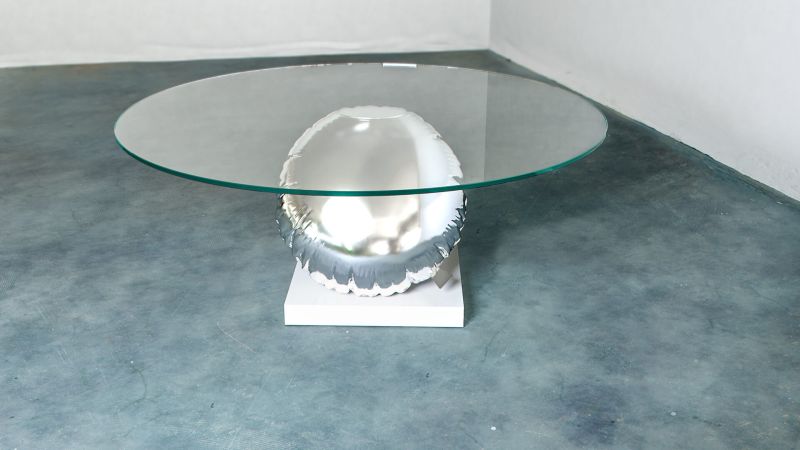 Duffy London’s New Balance Balloon Table