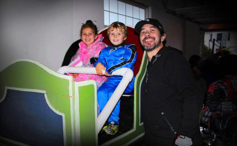 Engineer Dad Builds Disney-Inspired Roller Coaster Ride in Basement 