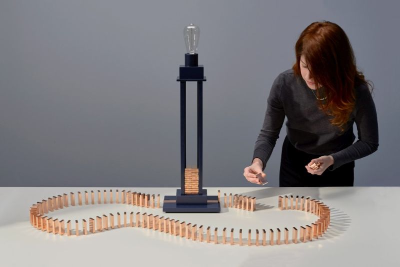 Glithero Taps Physics to Create Domino Lamp