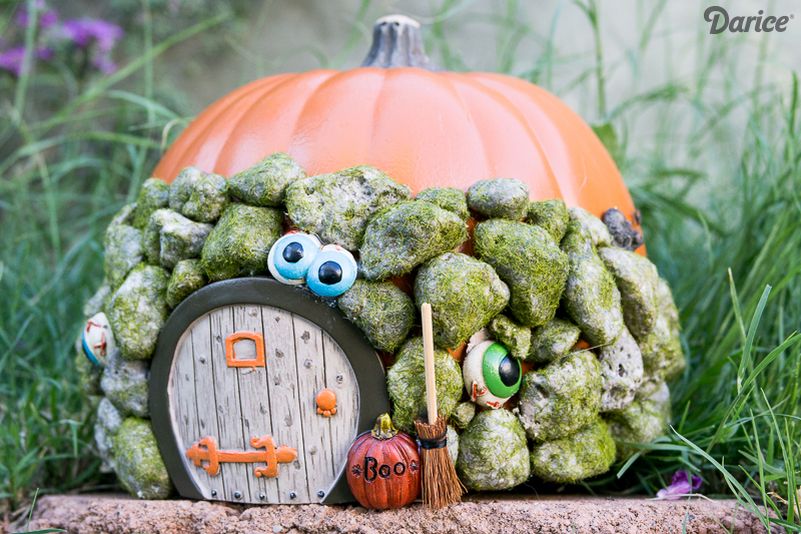 Ideas for DIY Pumpkin Fairy House /Garden for Halloween