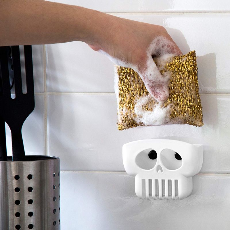 Skull sponge holder