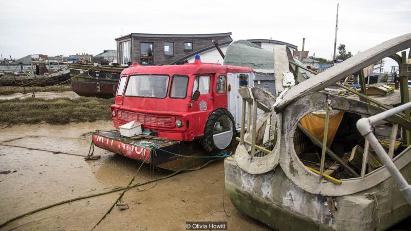 These Houseboats in Britain are Made from Old Buses, Speedboats and Planes