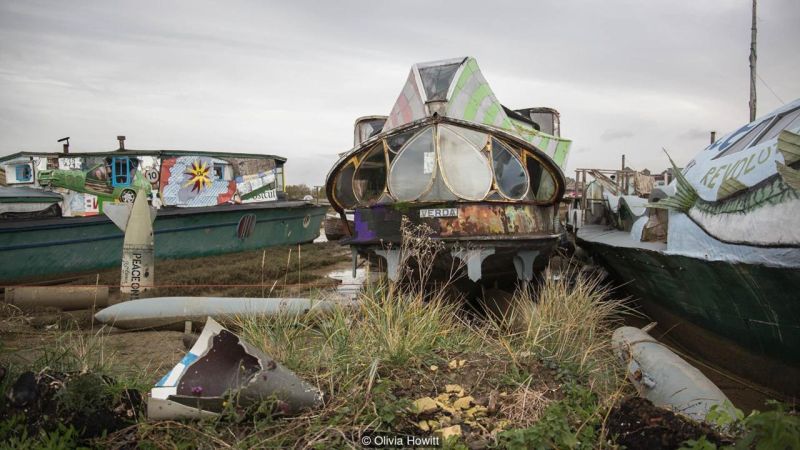 These Houseboats in Britain are Made from Old Buses, Speedboats and Planes