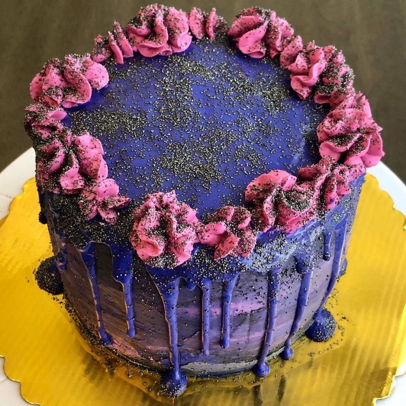 blue drip Halloween cake ideas