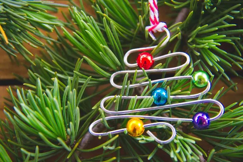 40+ Homemade Christmas Tree Ornaments You can DIY This Year