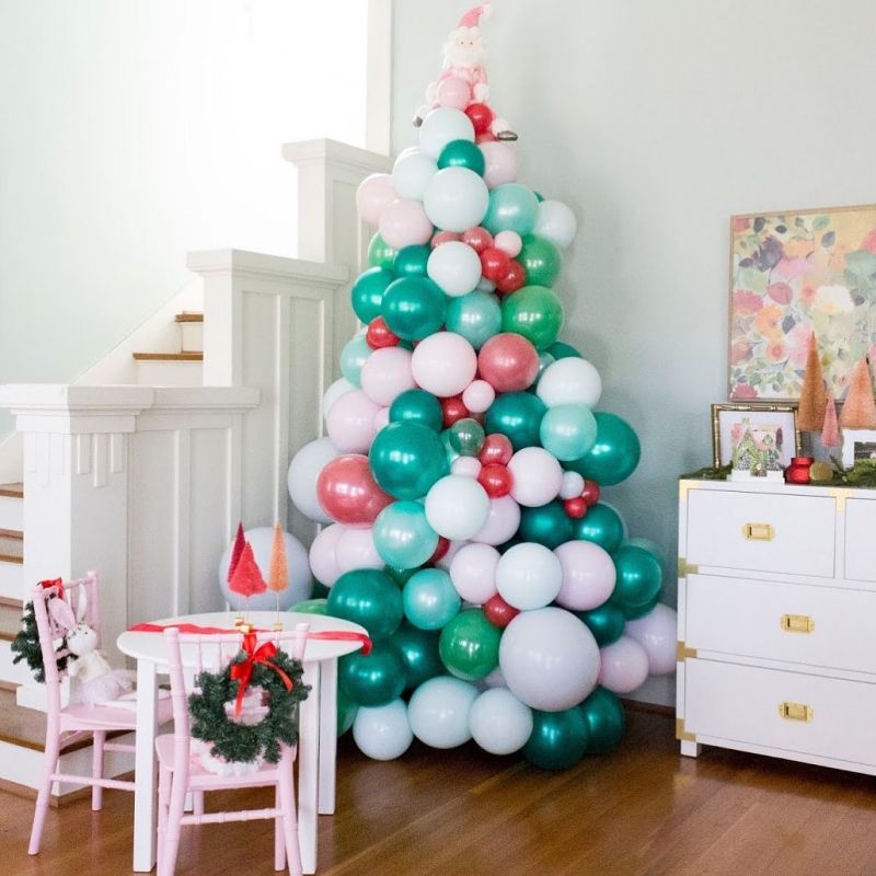 colorful Balloons into Christmas Tree