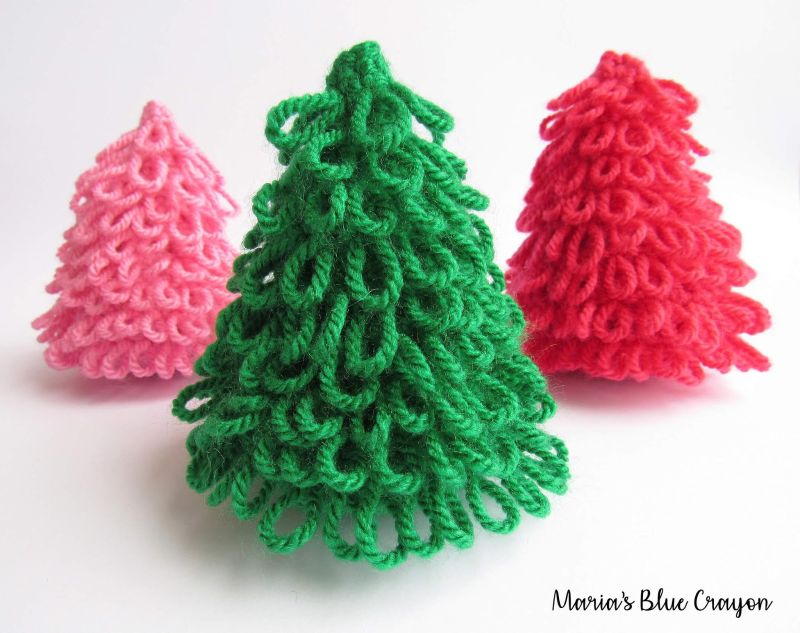 Crocheted Christmas Trees If you are into crocheting, then it is right time to make some cute crocheted Christmas ornaments and decorations. Show off you skills by making a small or a life-sized Christmas tree. They would be great addition into home décor on Christmas. 