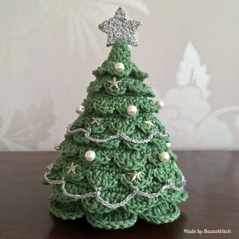 green and white Crocheted Christmas Trees 