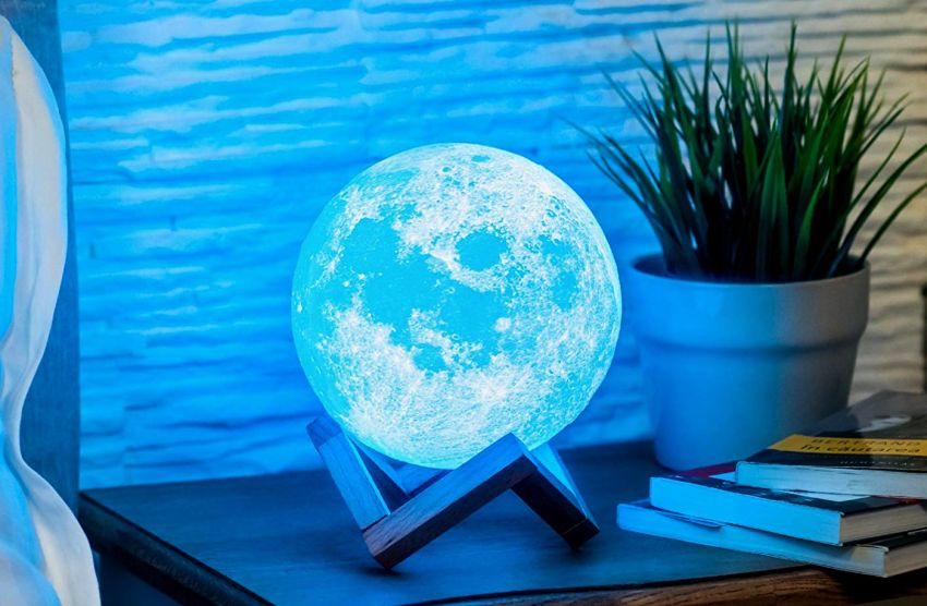 Mind-glowing 3D Moon Lamp - gifts for him