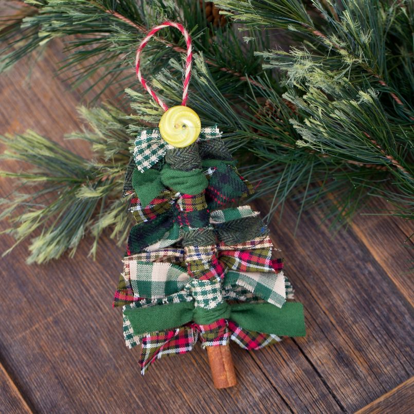 Scrap FaQbric Tree Ornaments