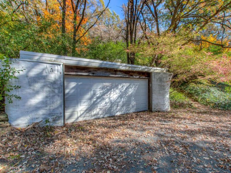 70s Earth Berm House in Wisconsin is Out for Sale 