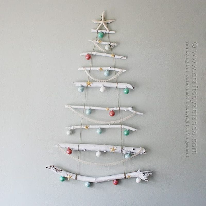 Wall Christmas Tree out of Driftwood