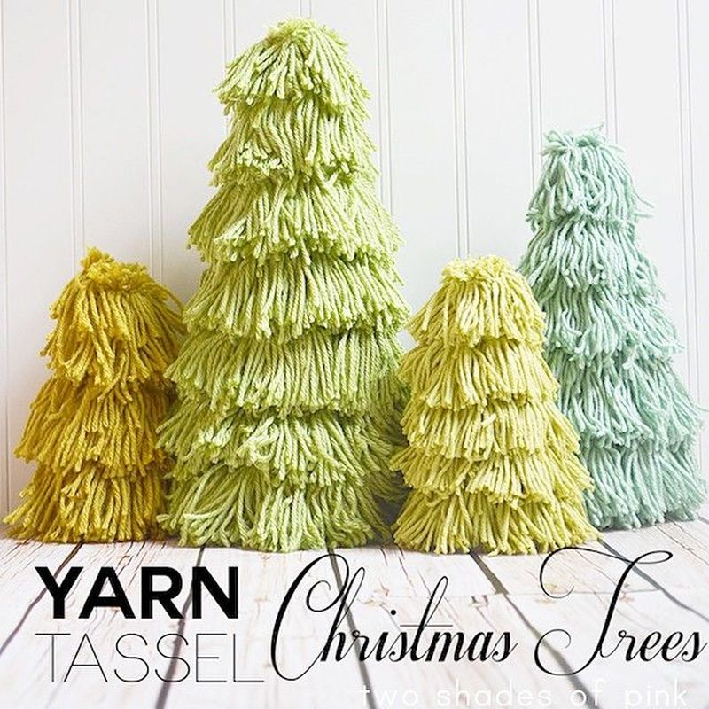 Yarn Christmas Trees People are now decorating homes with a variety of Christmas trees. One simple idea is to make trees by wrapping yarn around a cone; however, you can find many other ways. It's quite easy making yarn Christmas trees. 