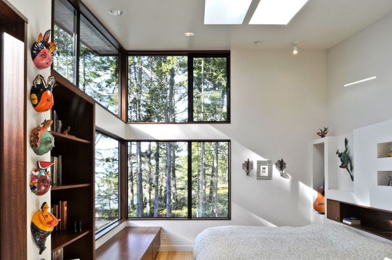 Modern corner window design for bedroom 