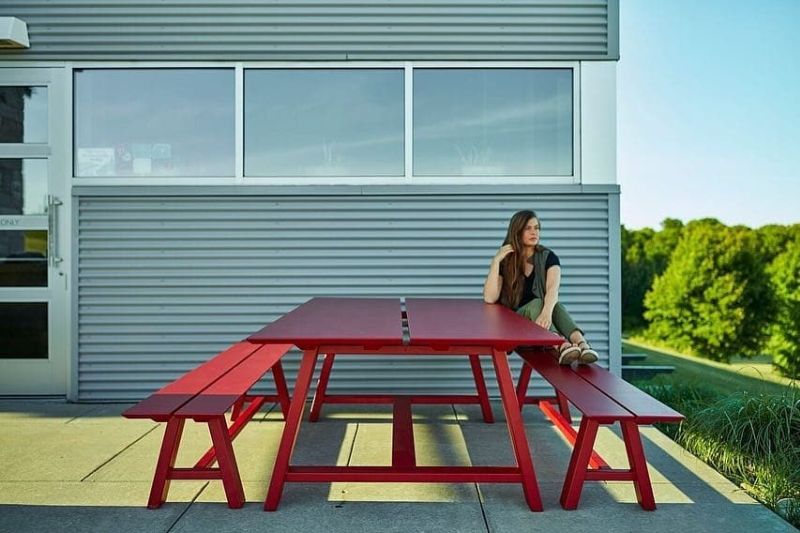 Loll Designs’ Outdoor Furniture Made from Recycled Plastic 