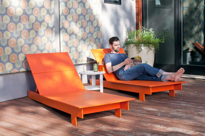 Loll Designs’ Outdoor Furniture Made from Recycled Plastic 