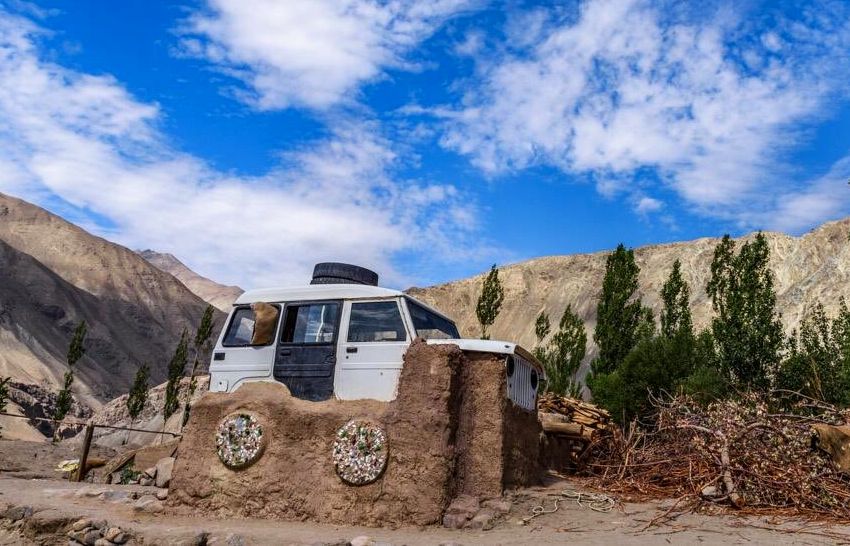 Mahindra Jeep Rooftop Ladakh - Sonam Wangchuk