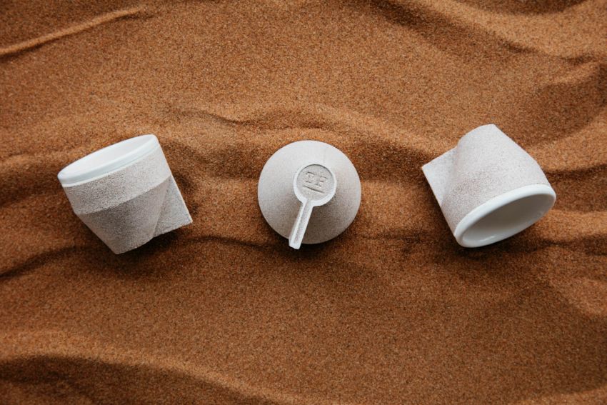 The Foundry Makes Ramel Coffee Cups from Sand_1