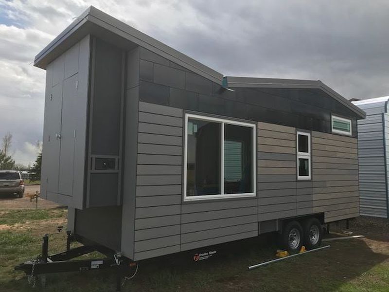 69k Tiny House on Wheels with Main floor Bedroom 