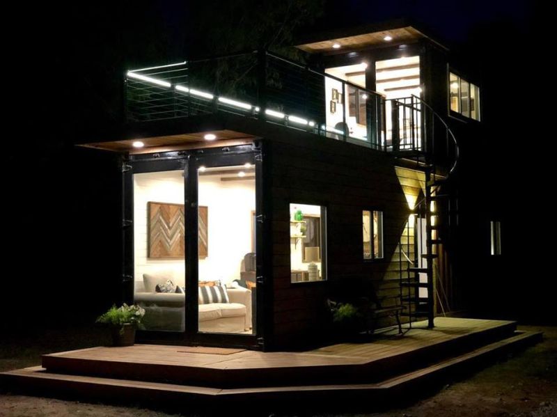 tiny shipping container home 
