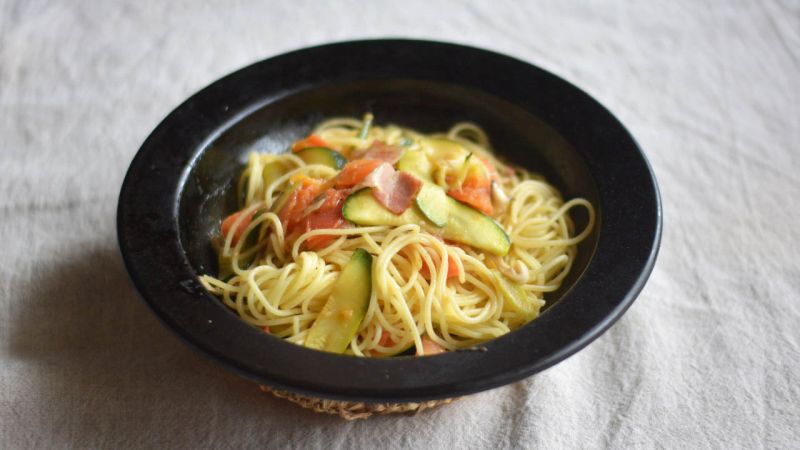 JIU Frying Pan can be Used as Bowl at Dining Table