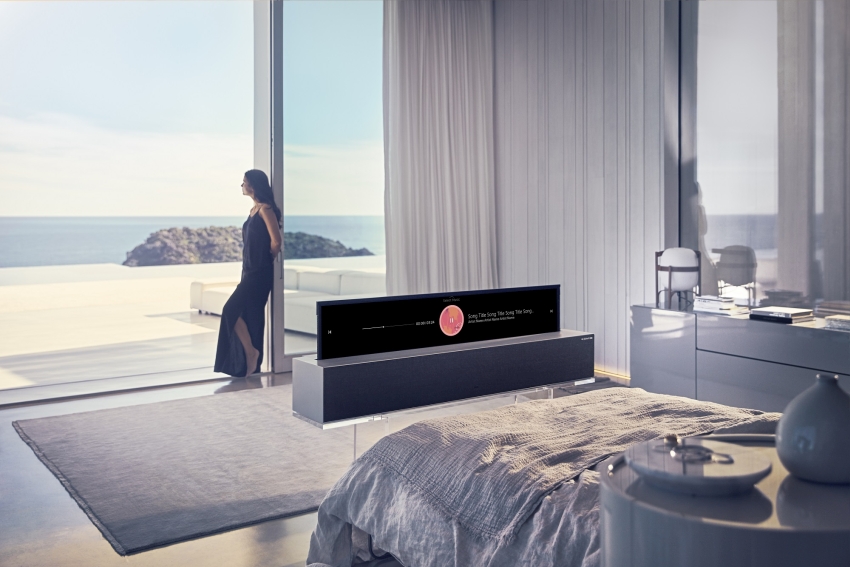 . LG Signature OLED TV R - LG Rollable TV at CES 2019_1