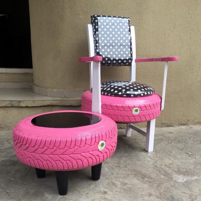 Nigerian Woman Turns Used Tires into Furniture 