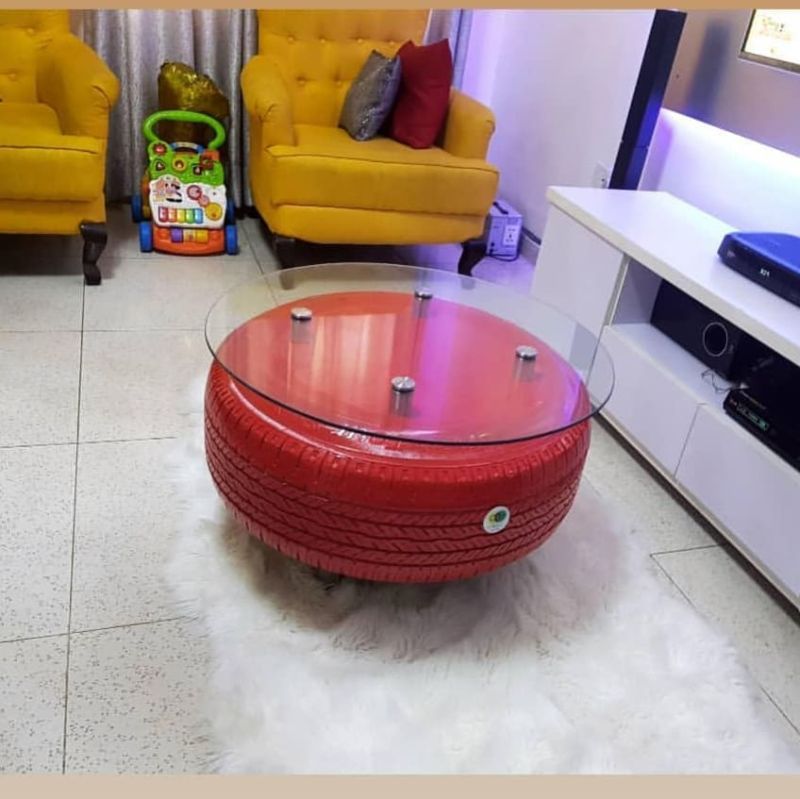 Nigerian Woman Turns Used Tires into Furniture 