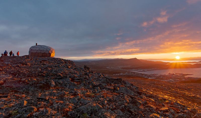 SPINN Arkitekter Builds Daytrip Hiking Cabins in Hammerfest, Norway 