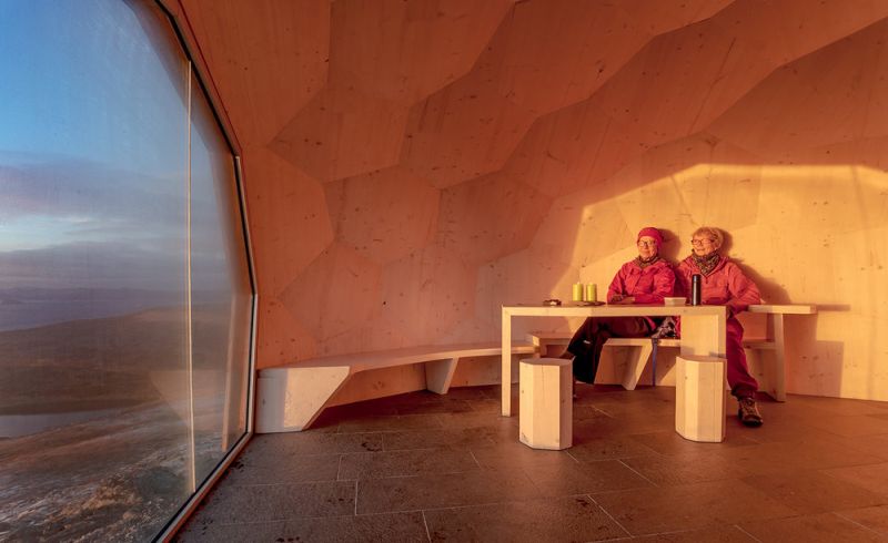 SPINN Arkitekter Builds Daytrip Hiking Cabins in Hammerfest, Norway