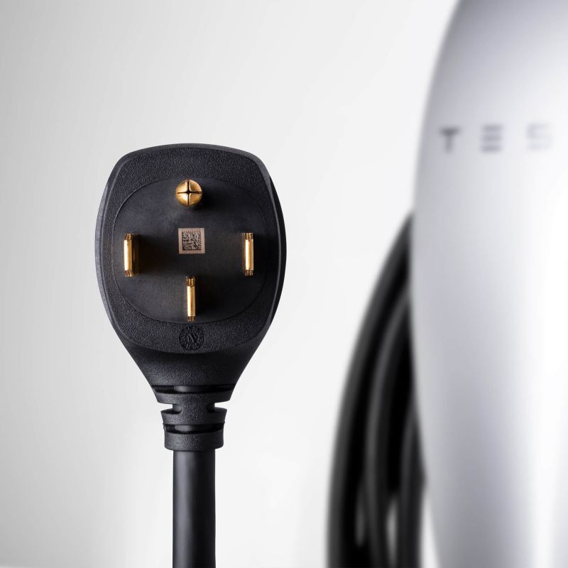 Tesla's New Car Charging Station for Homes 